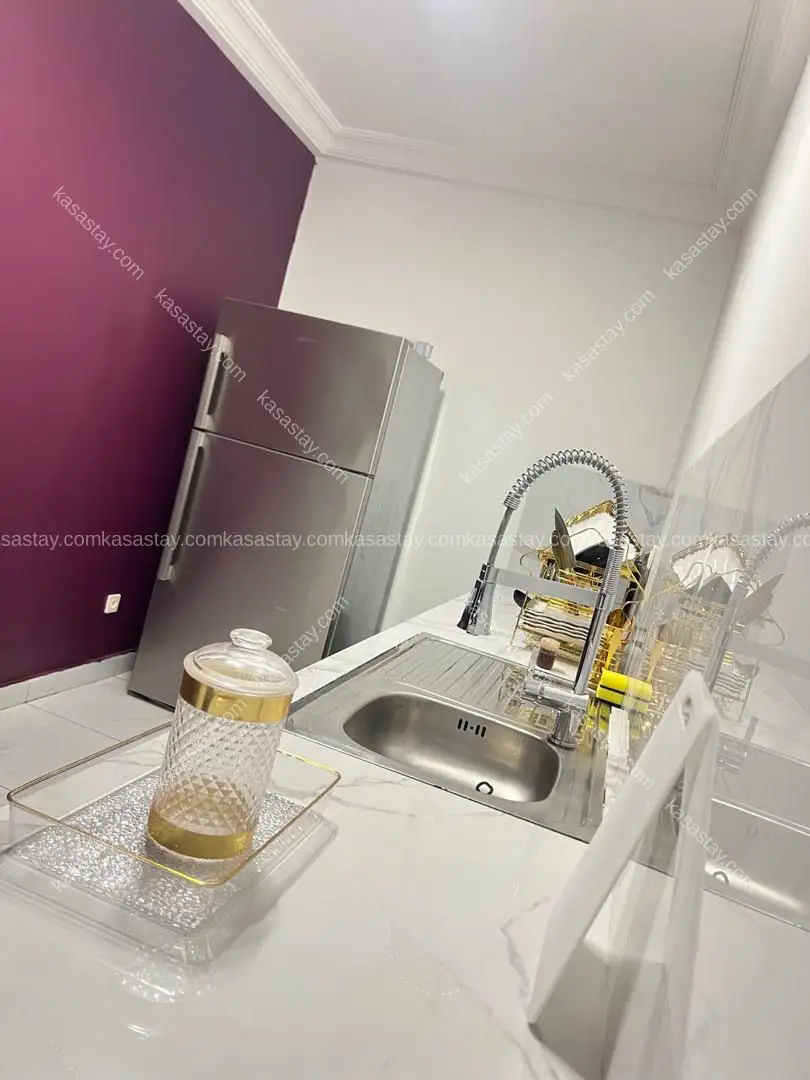 Appartement 1 par Résidence F ( Carrefour Logbessou ) 3