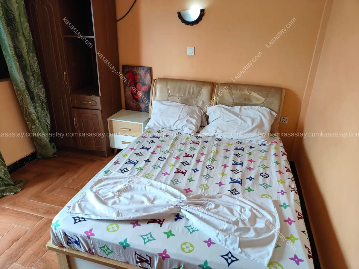 Chambre meublé 5 de la résidence Dema Biyemmasi 