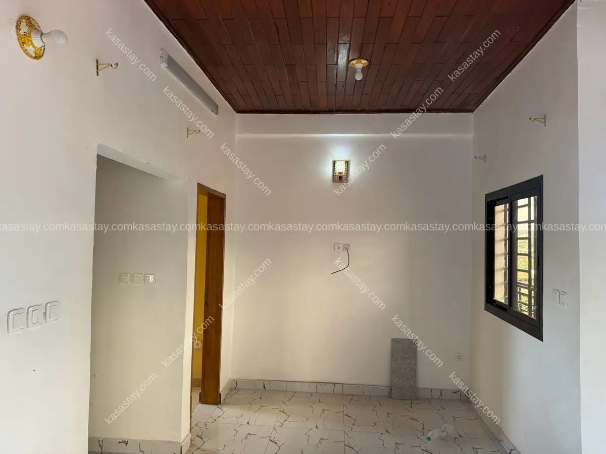 Studio à Nkozoa, Yaoundé, 1 chambre 4