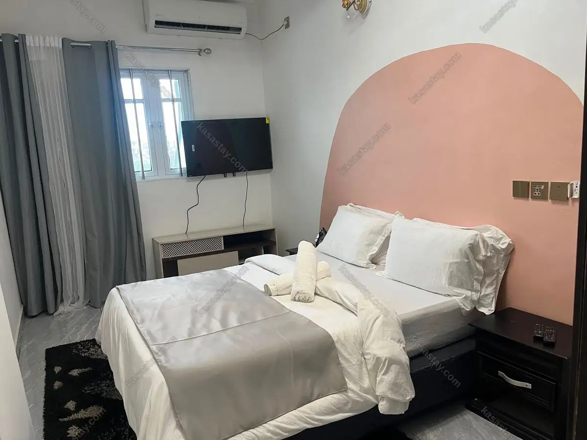 Studio in Makepe Missoke, Douala, 1 bedroom 5