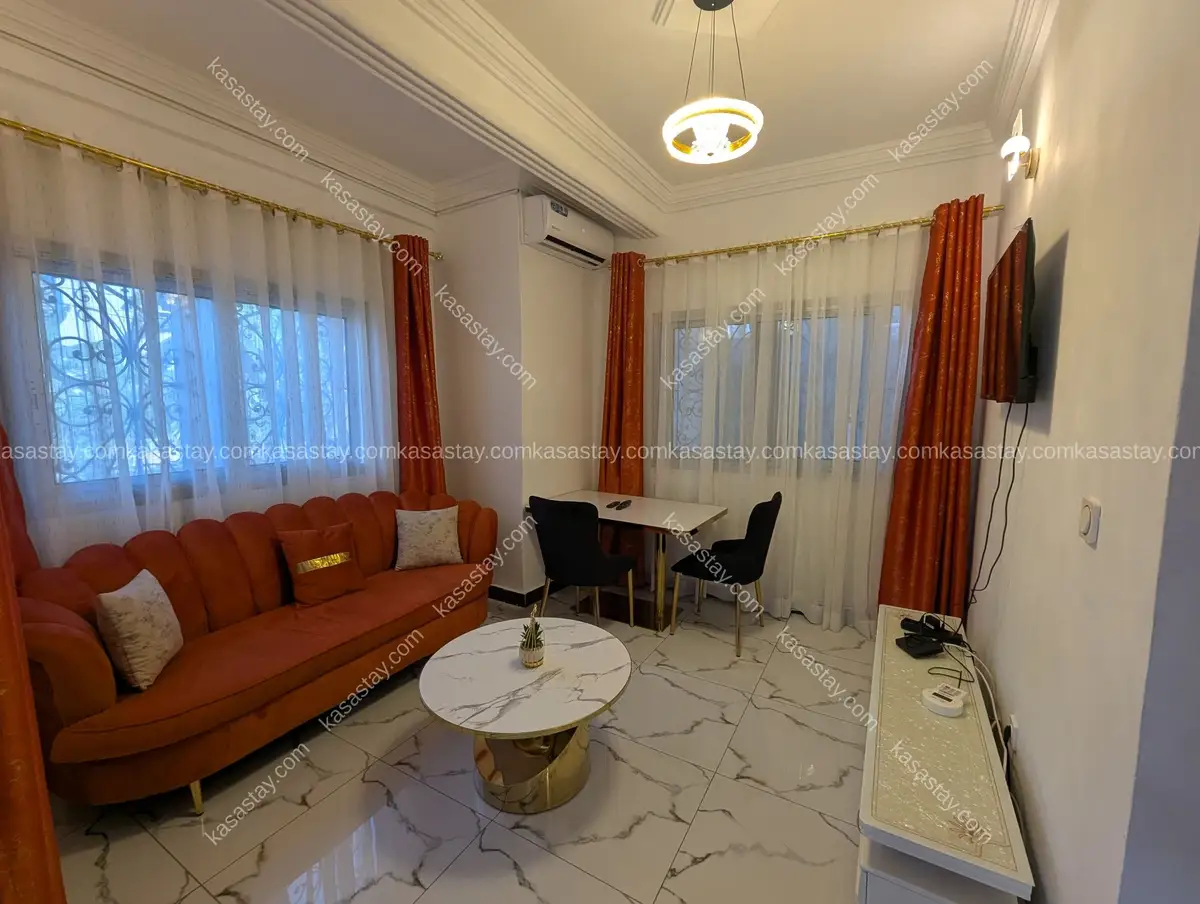 Studio meublé Orange by Happiness residency ( Makepe vita ) 2