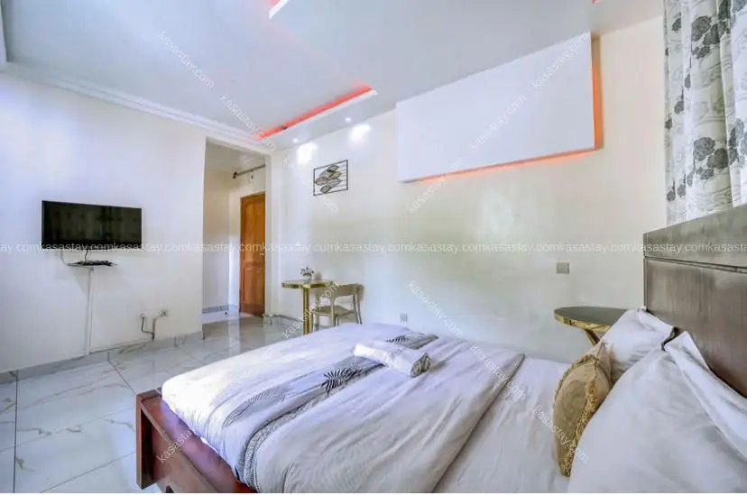 chambre (102) à Douala Bonapriso/ 8mins de l'aéroport 4