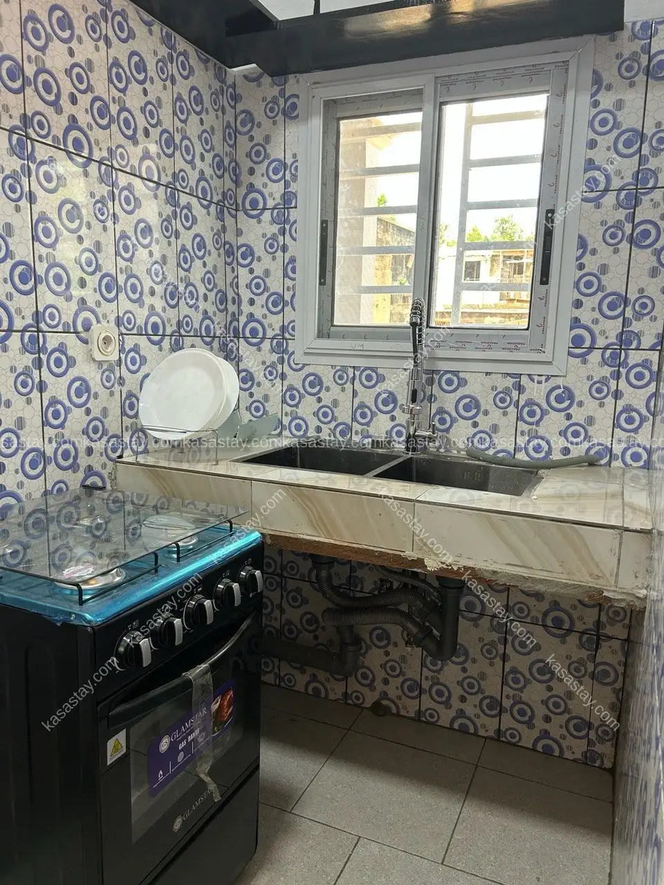 Rooms à Complexe BEAC, 1 chambre 5