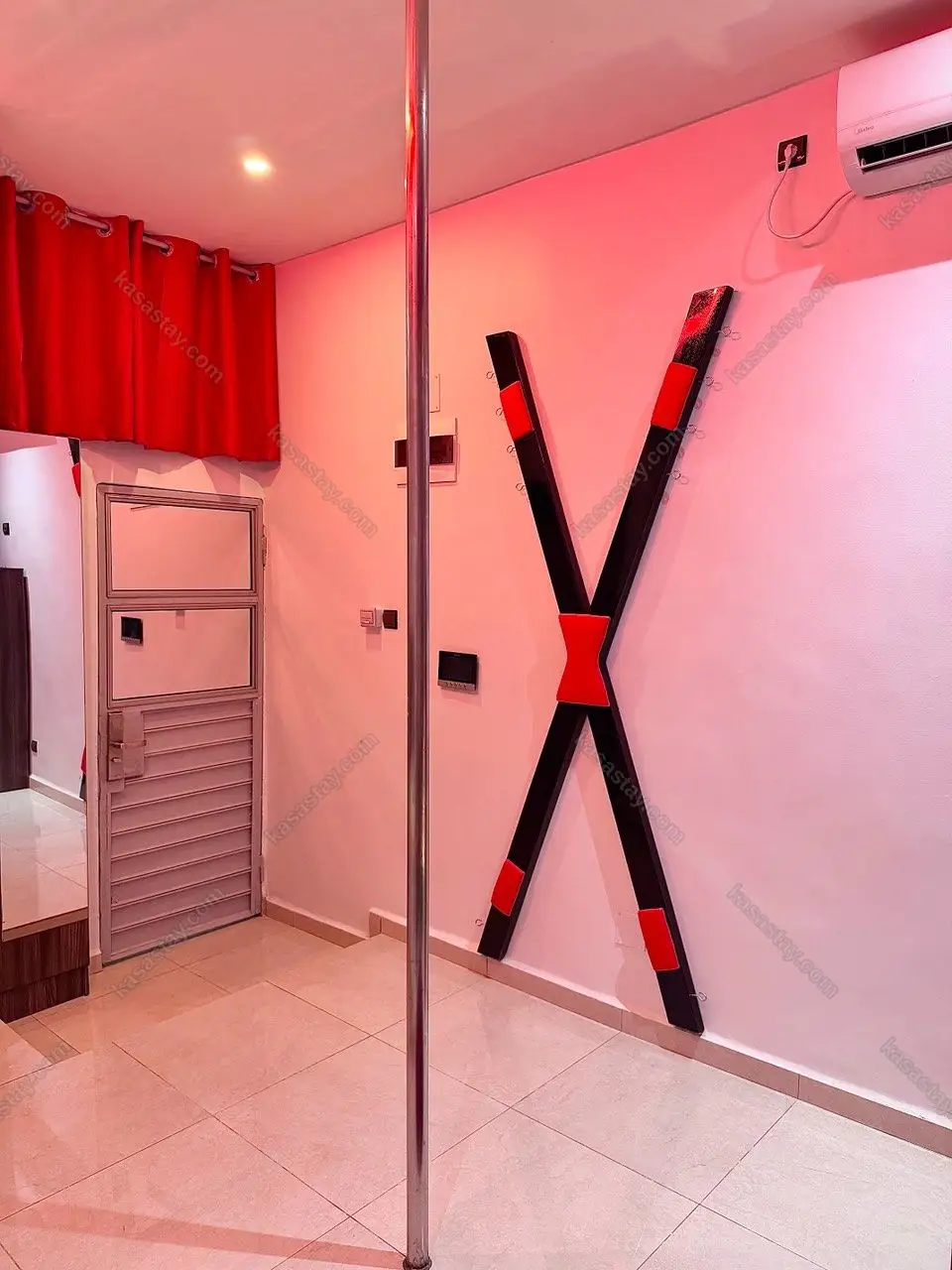 Room in Logpom, Douala, 1 bedroom 5