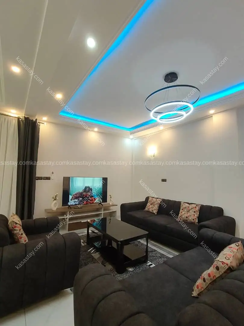 Appartement Meublé 2 Chambres avec piscine 55000 à Odza borne 10 2