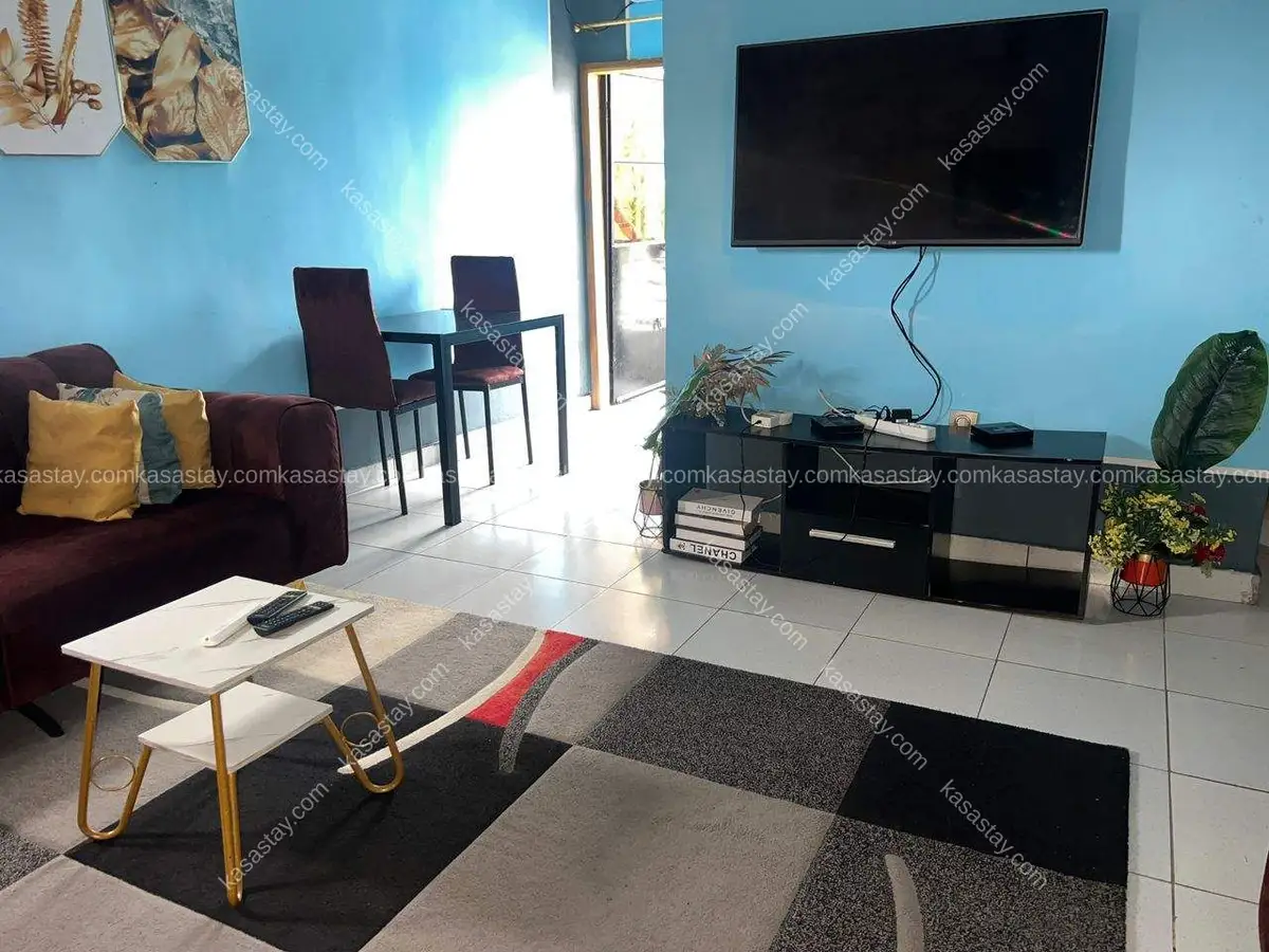 Studio in Makepe petit pays 3