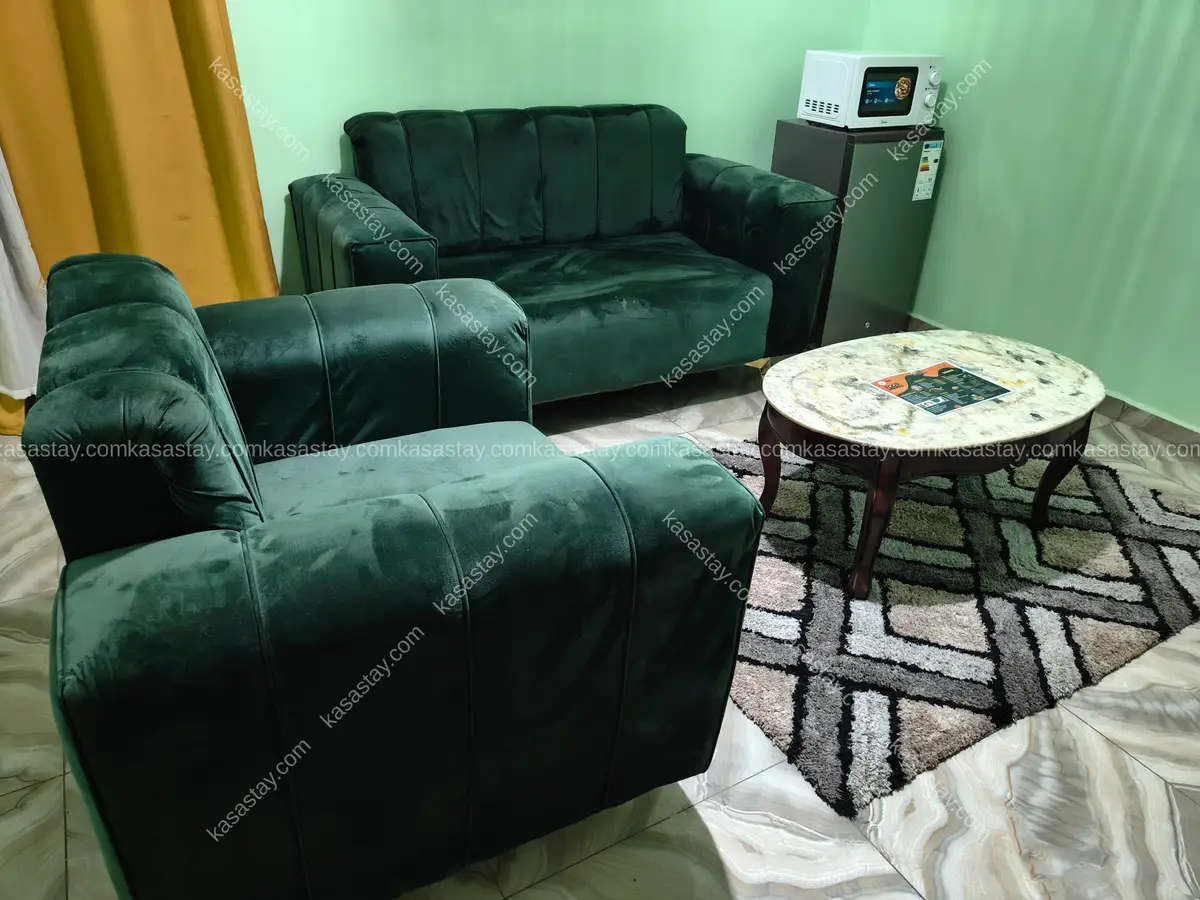Studio Meublé Amelson 203 à simbock (Carefour Mbalgong)