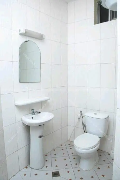 Appartement à Complex Educative Stéphane Mbia, 2 chambres 3