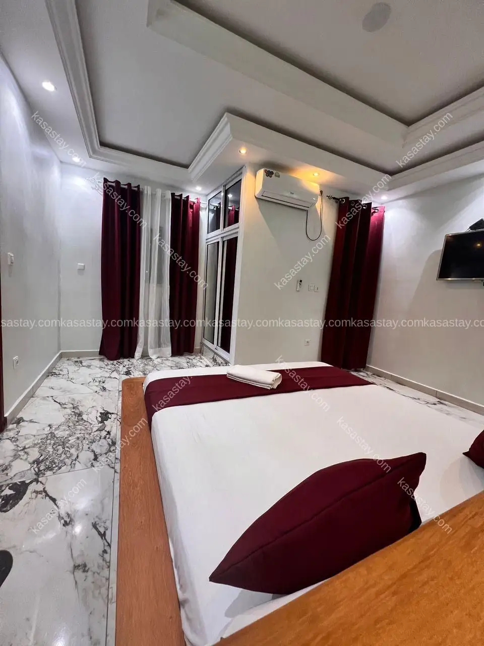 Chambre meublée 403 par résidence MARTINELA ( Kotto mbangue ) 3