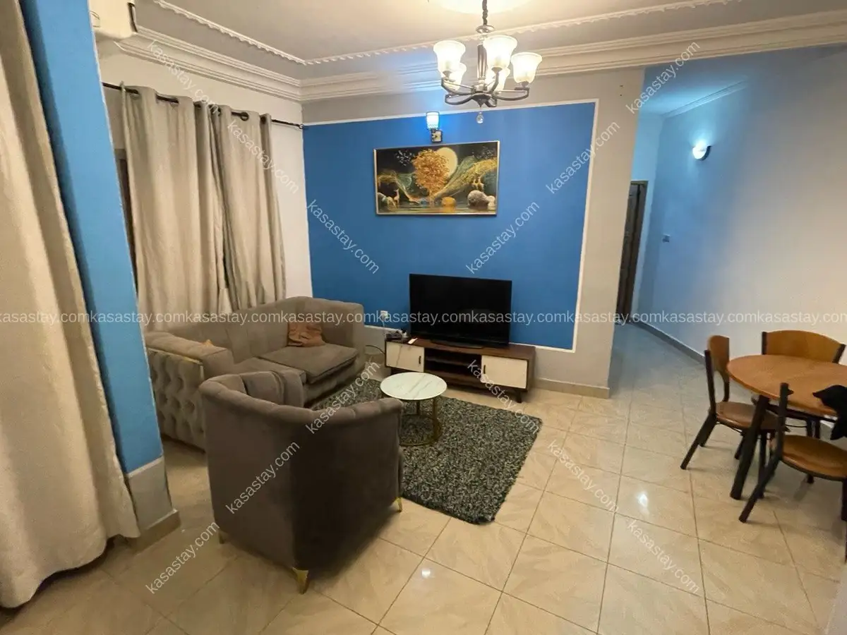 Property in Makepe petit pays, 1 bedroom