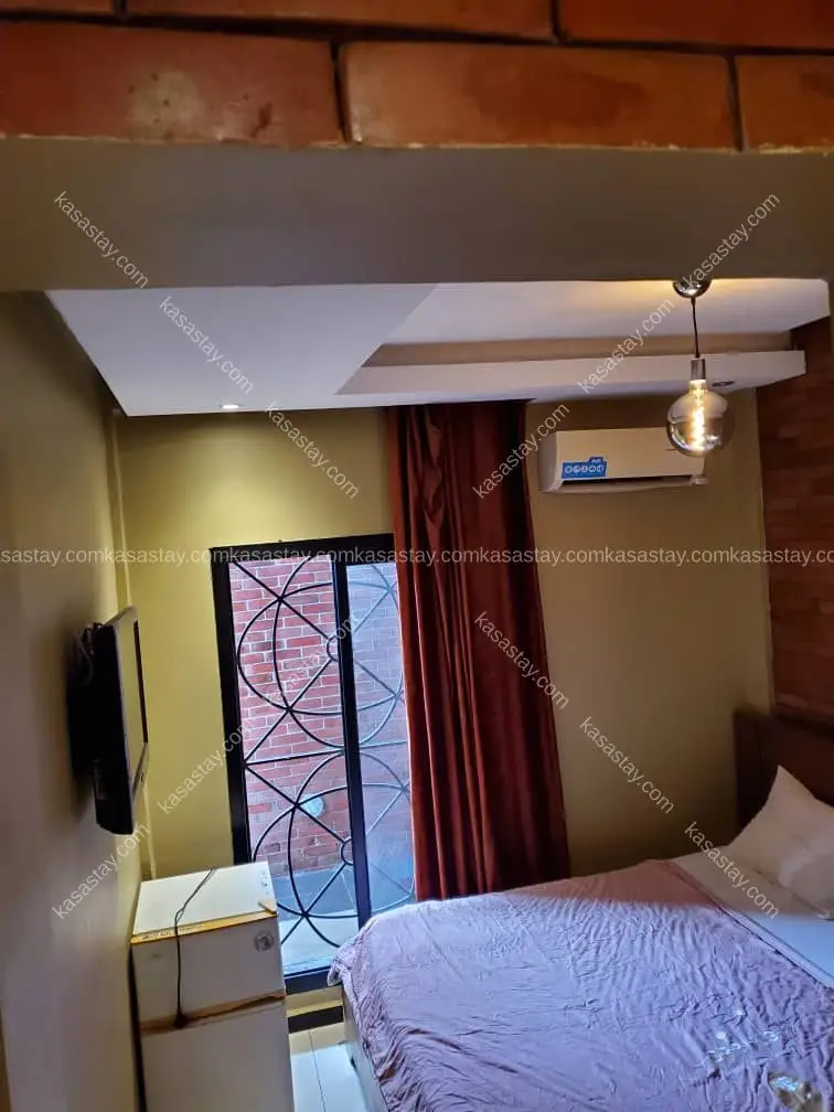 Chambre meublée 1 Le Panam (Makepe Missoke au niveau du supermarché domino) 2