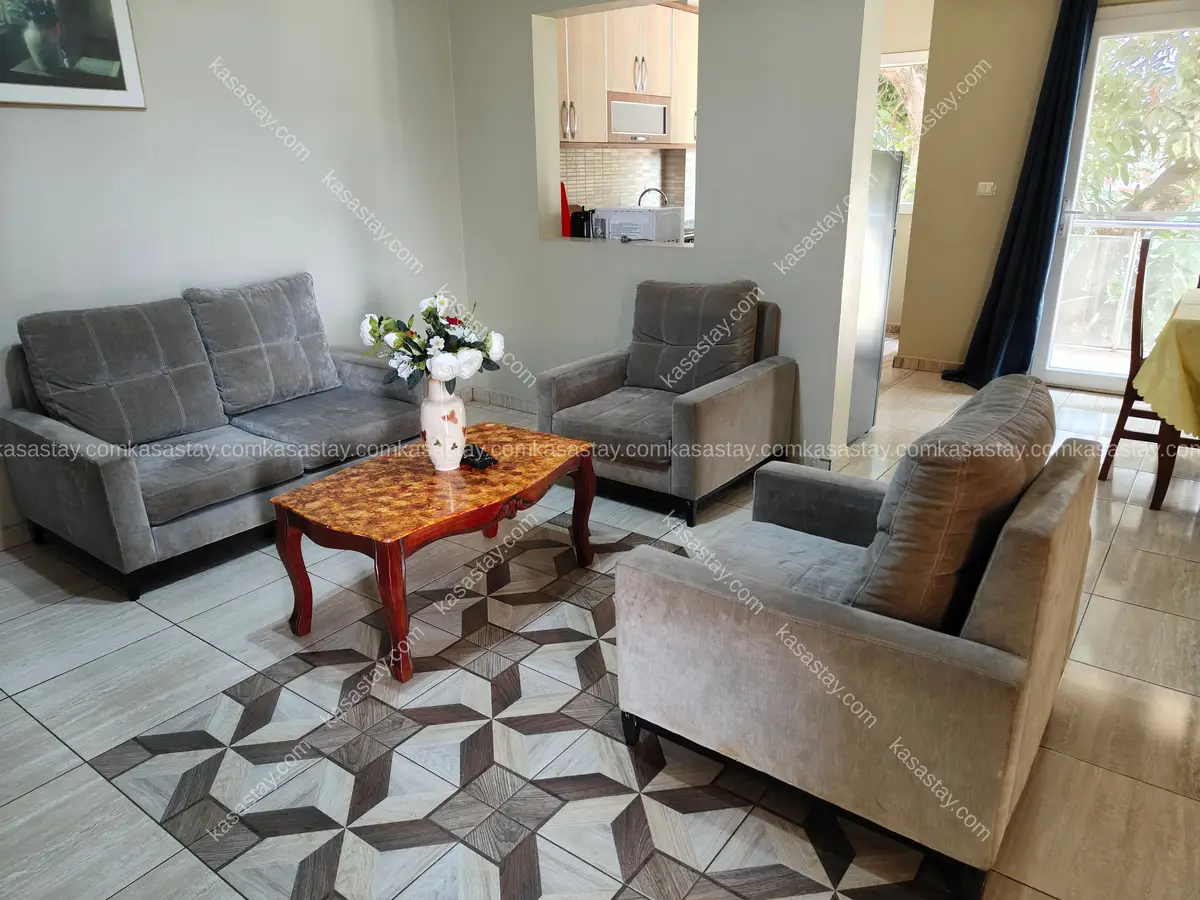 Appartement meublé 3 chambres (A3) à Olezoa