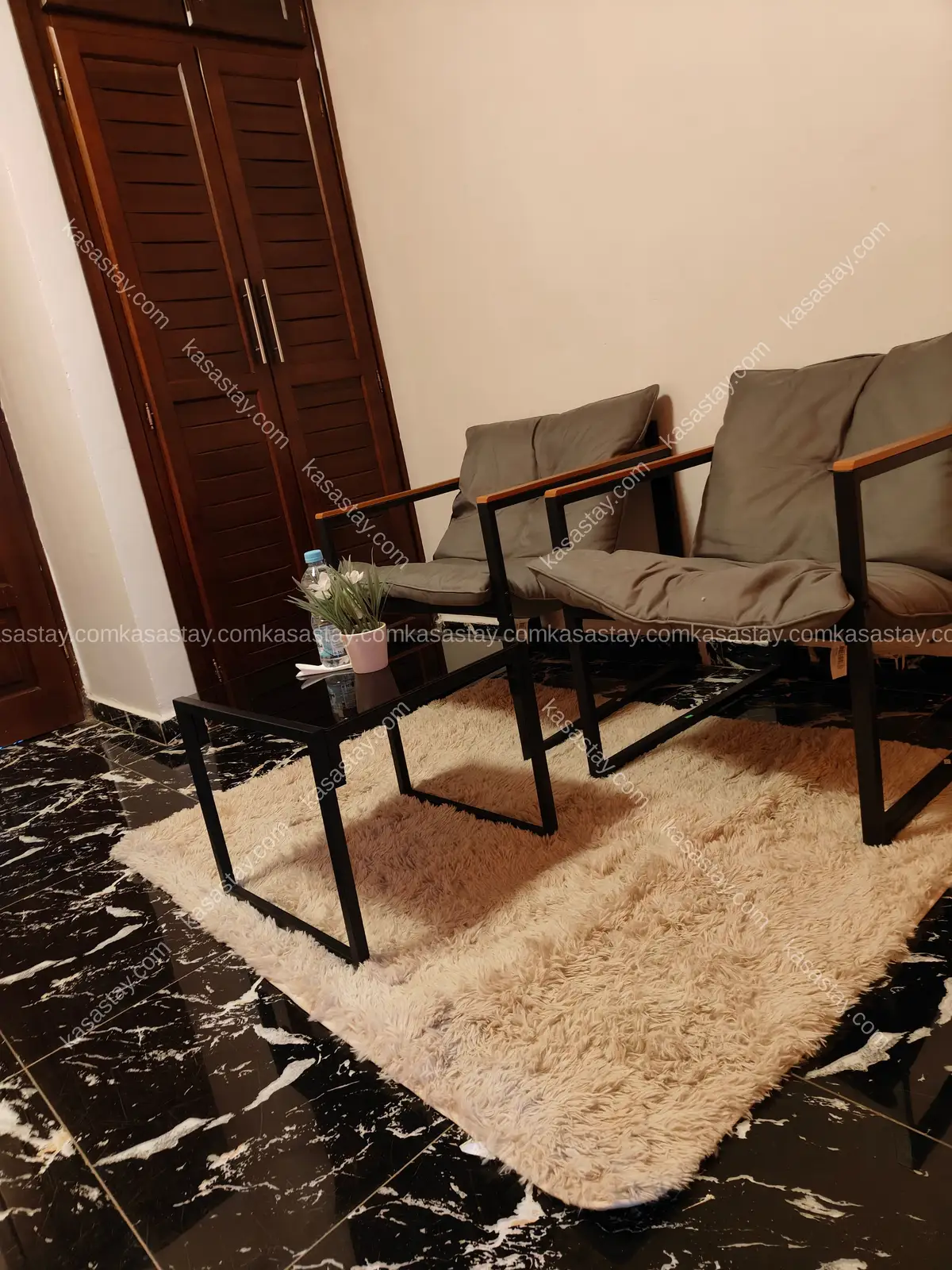 Chambre meublée a Odza 25000 5