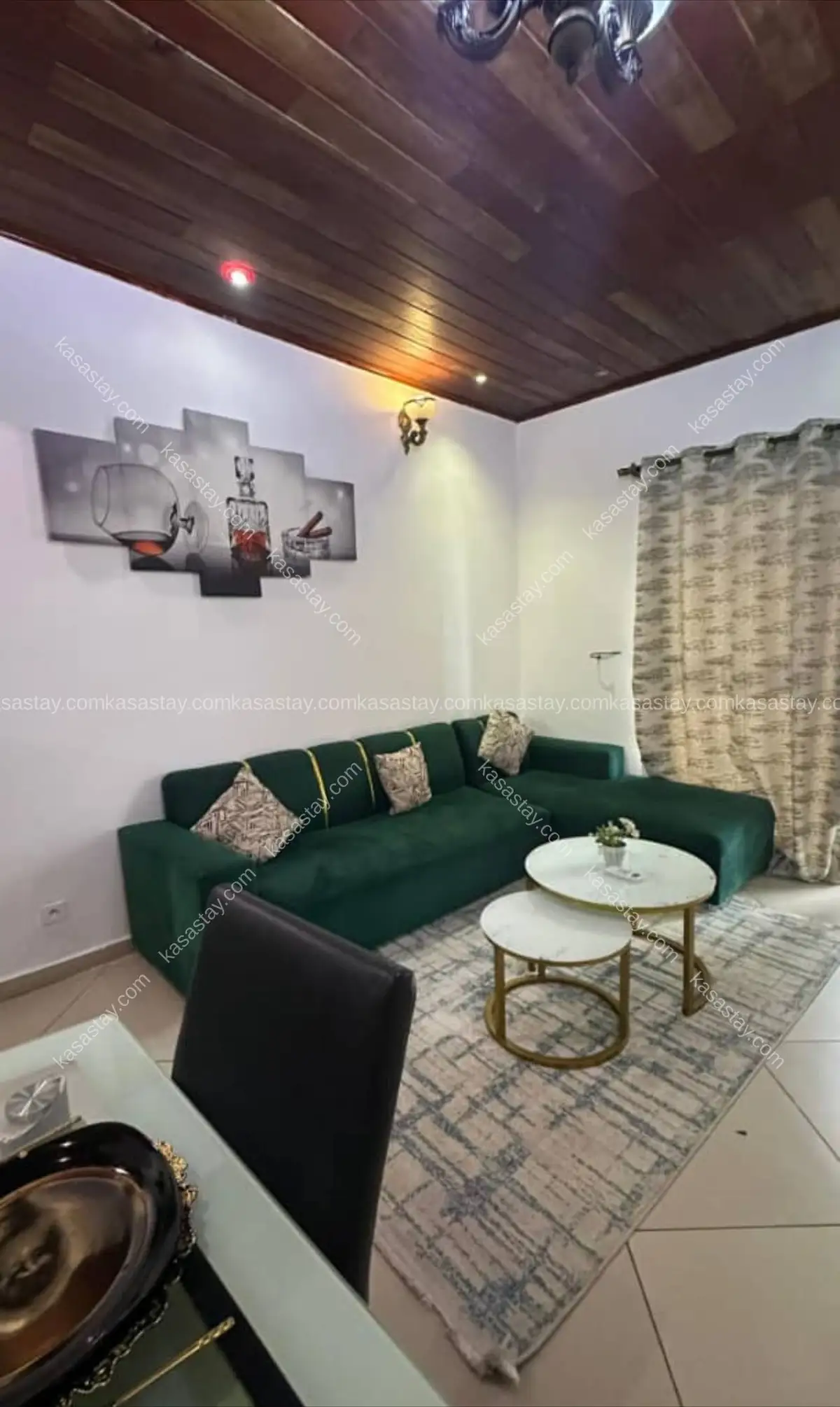 Appartement meublé 7B par RÉSIDENCE TCHINDA (Makepe bloc M)
