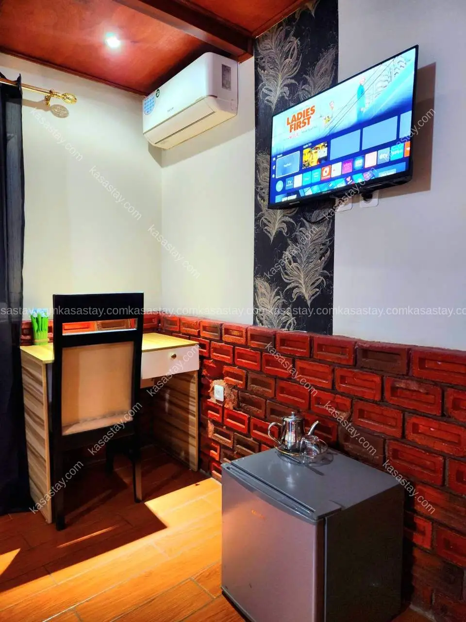 Rooms in Djoungolo I, 1 bedroom 3