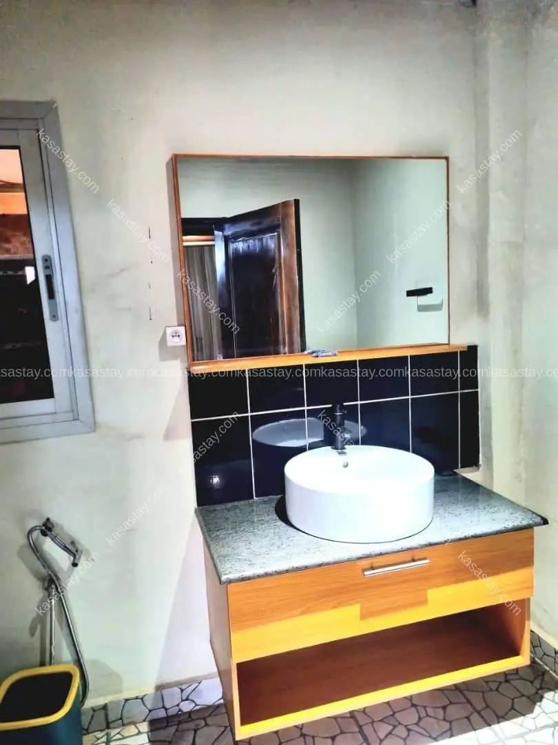 Rooms in Djoungolo I, 1 bedroom 5