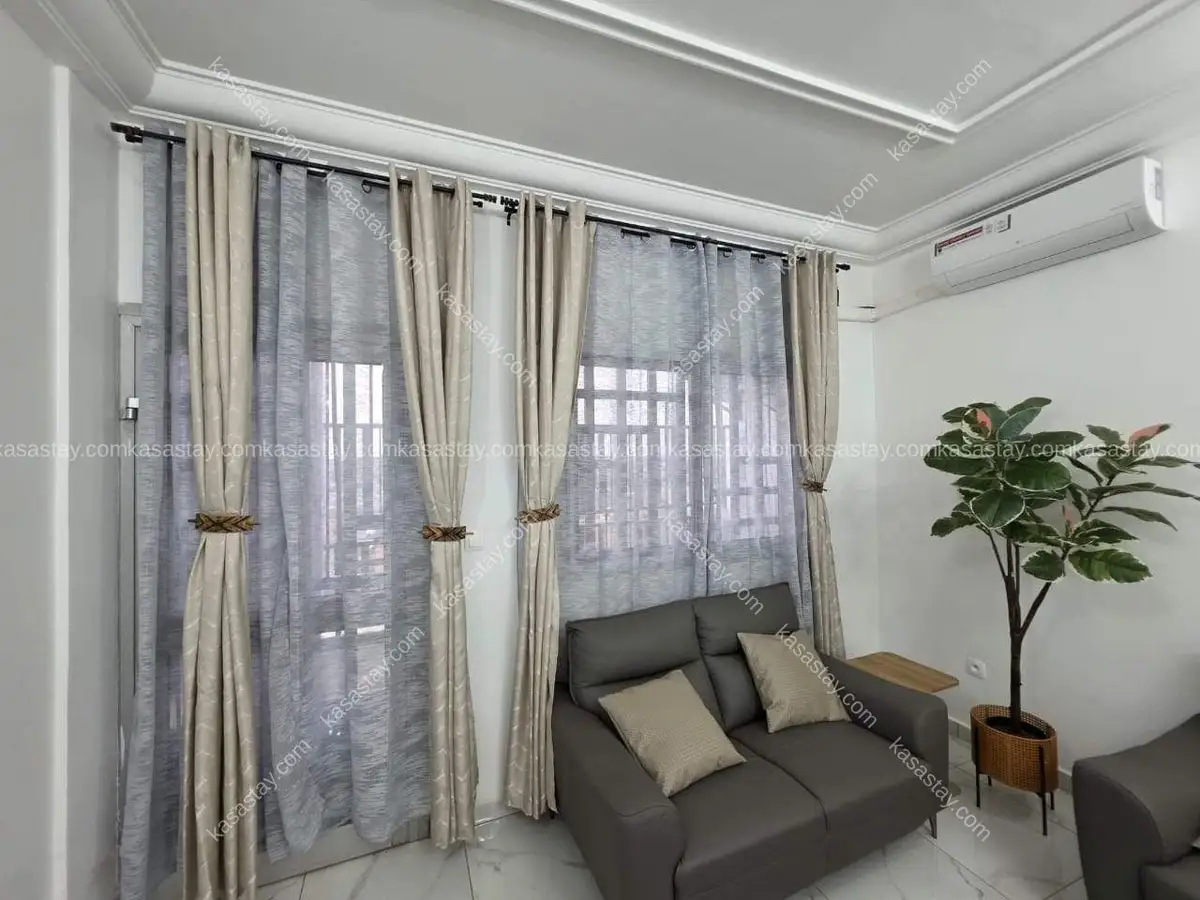 Apartment in Damas, Yaoundé, 3 bedrooms 3