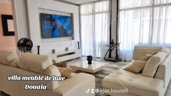 Villa meublée by Ajax house ( logpom Charles de gaules ) 2