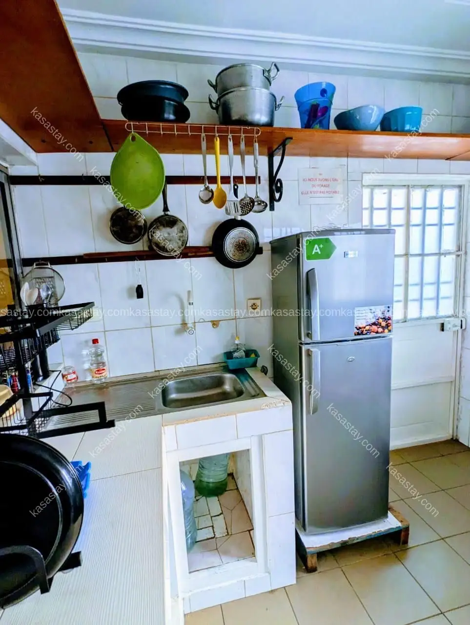 Apartment in Logpom, Douala, 3 bedrooms 5