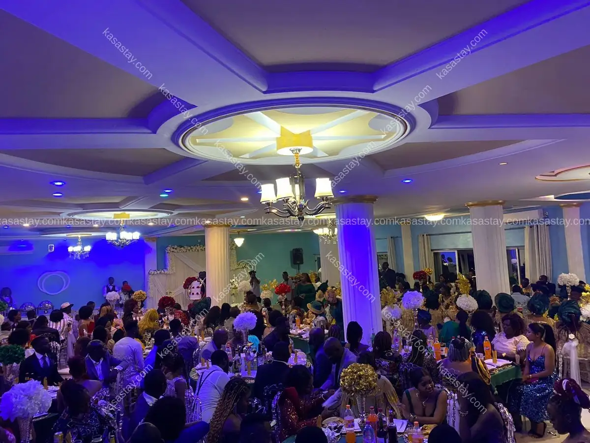 Salle de fête de 300 place à la maison Damas 5