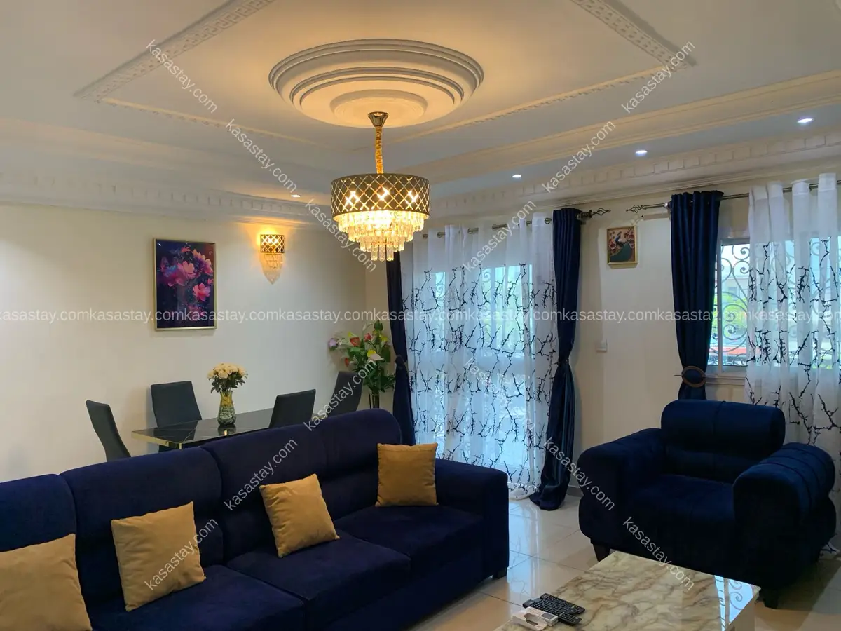 Appartement Noir et Blanc par Ngwane Residency (Citadelle de Kotto) 3