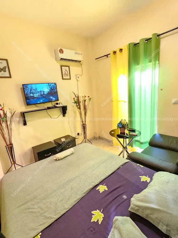 CHAMBRE MEUBLÉE DISPONIBLE À NSAM COLUMBIA 5
