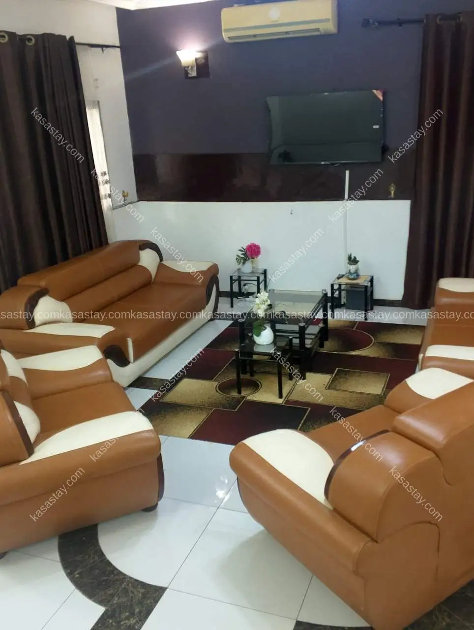 Townhouse in LAVERIE MBIA, Yaoundé, 3 bedrooms 2