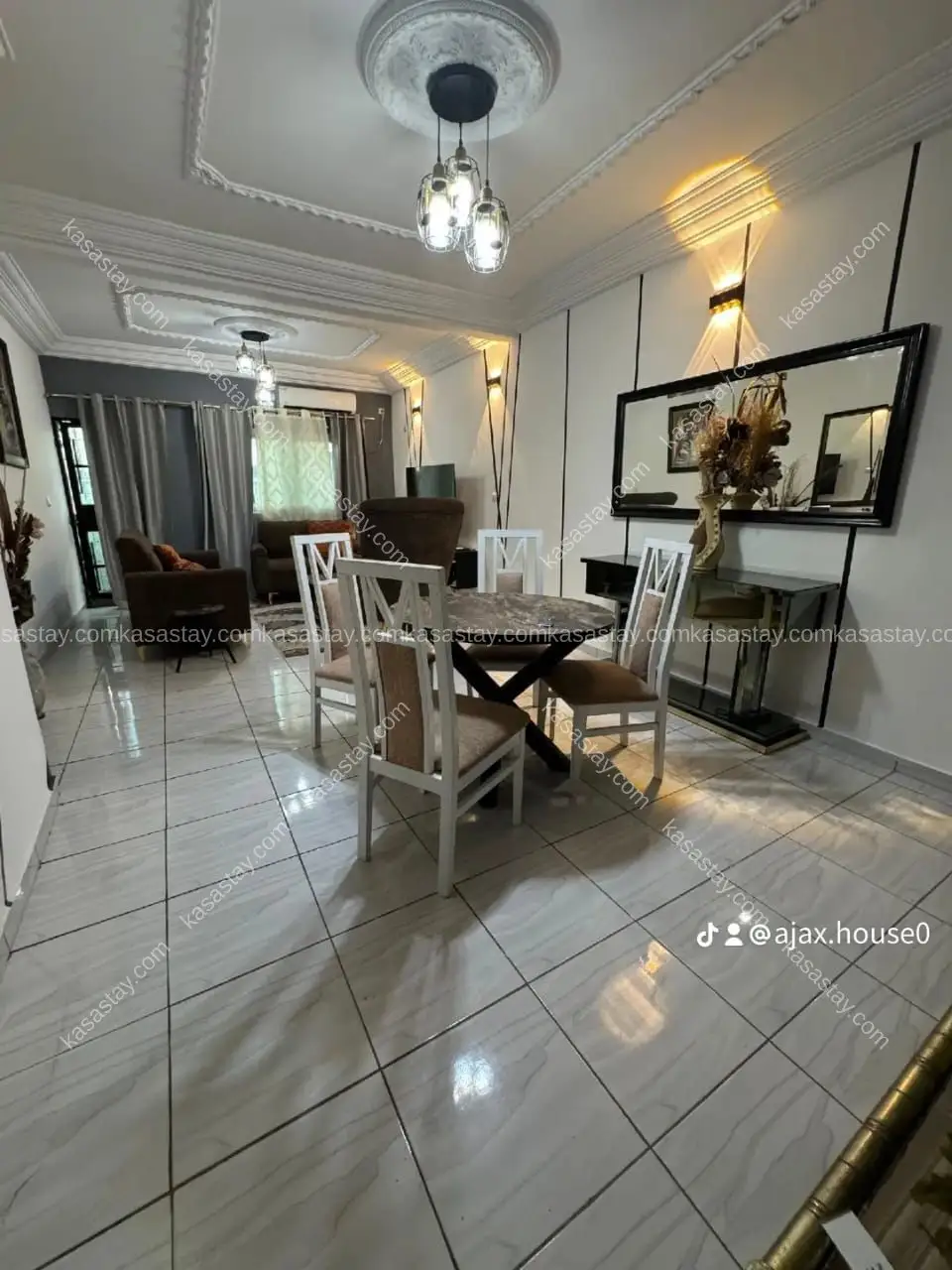 Appartement 1 par maison Ajax (logpom Charles de gaules) 2