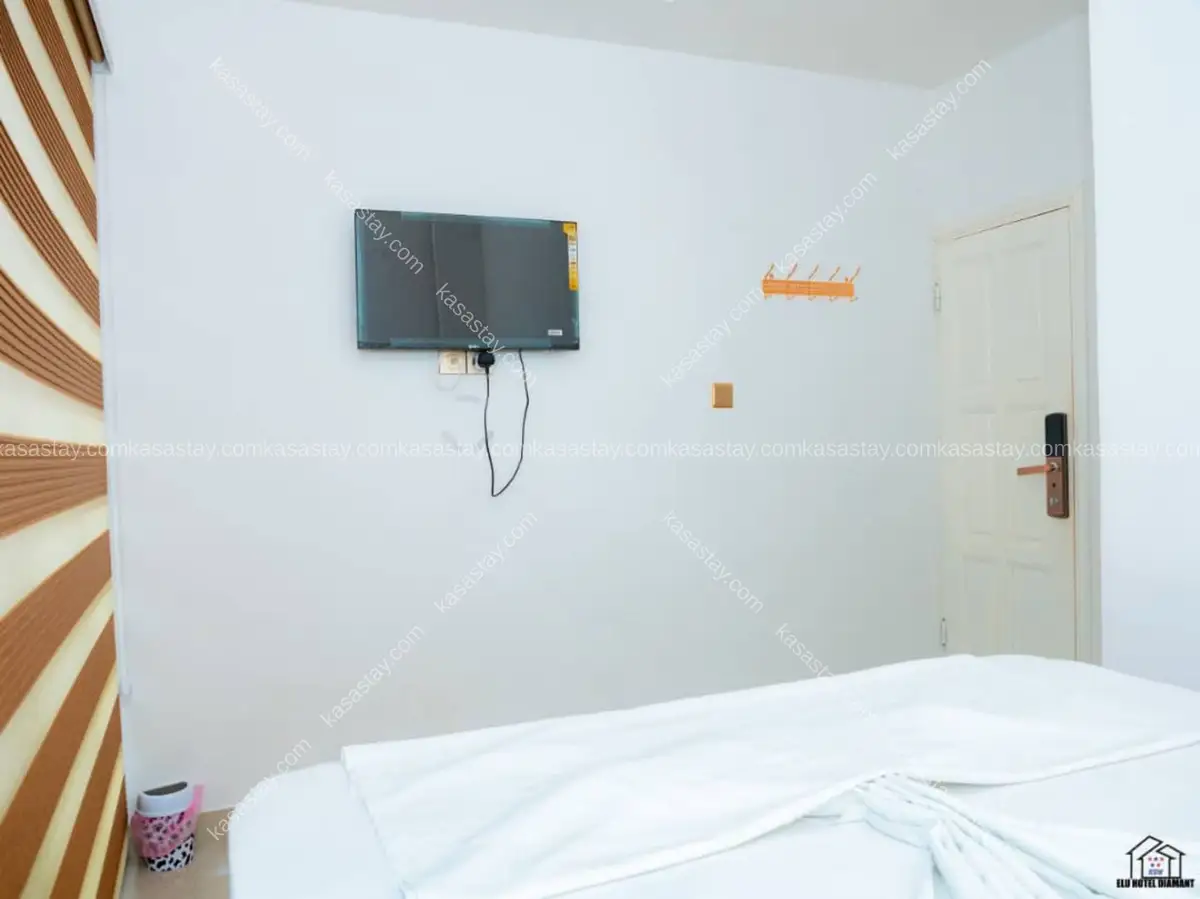 Chambre meublée 302 par résidence ÉLU DIAMOND (bssadi ) 4