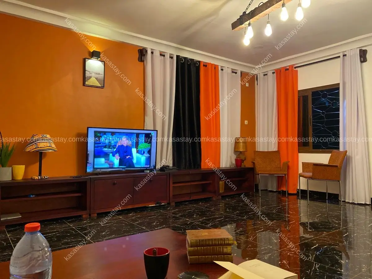 House in Nkoabang, Yaoundé, 2 bedrooms 5