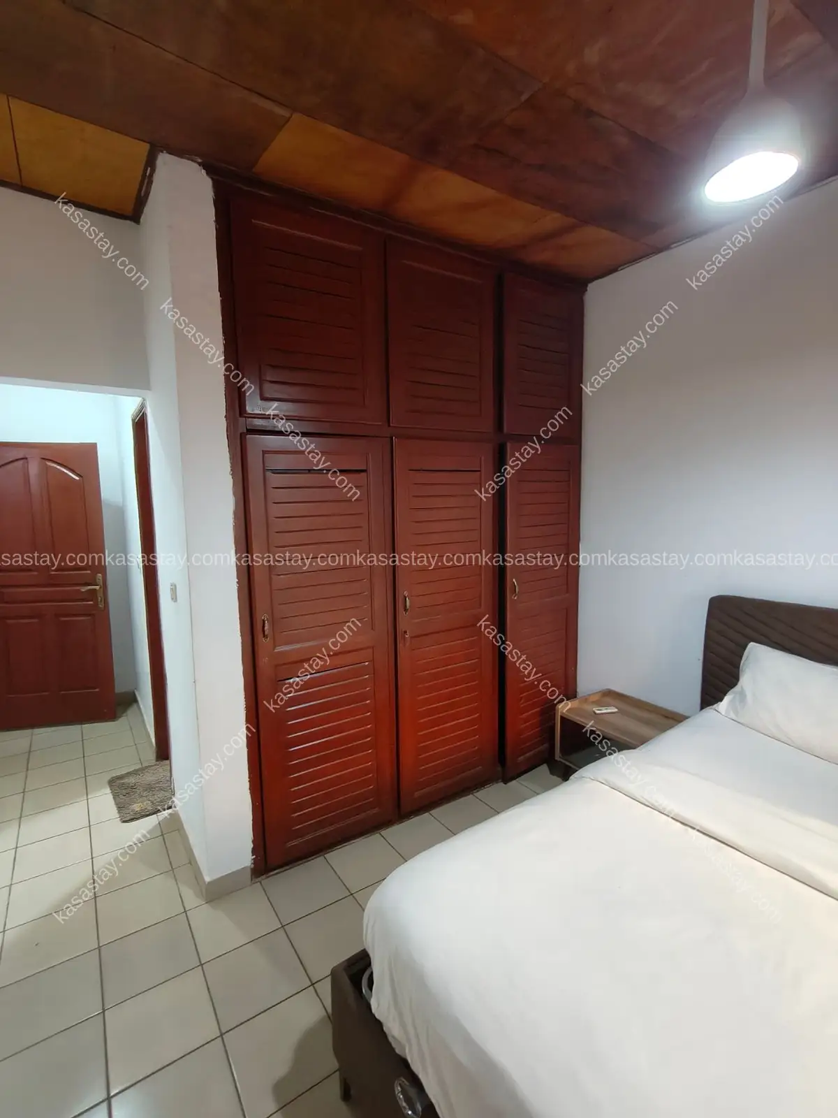 Appartement meublé 2 chambres obobogo entre ministre 4
