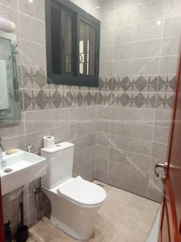 Room in Bonamoussadi, Douala, 1 bedroom 4