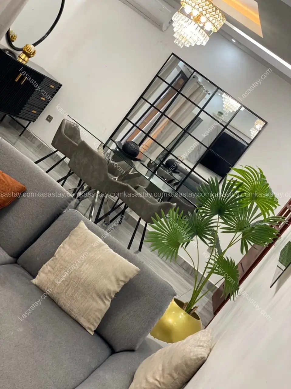 Apartment in Bonamoussadi, Douala, 2 bedrooms 4