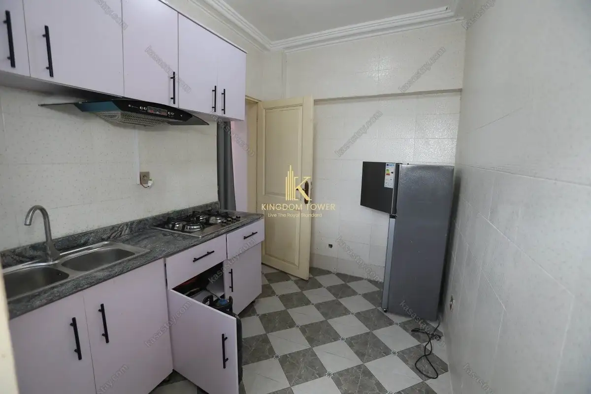 Studio in Makepe Missoke, Douala, 1 bedroom 4