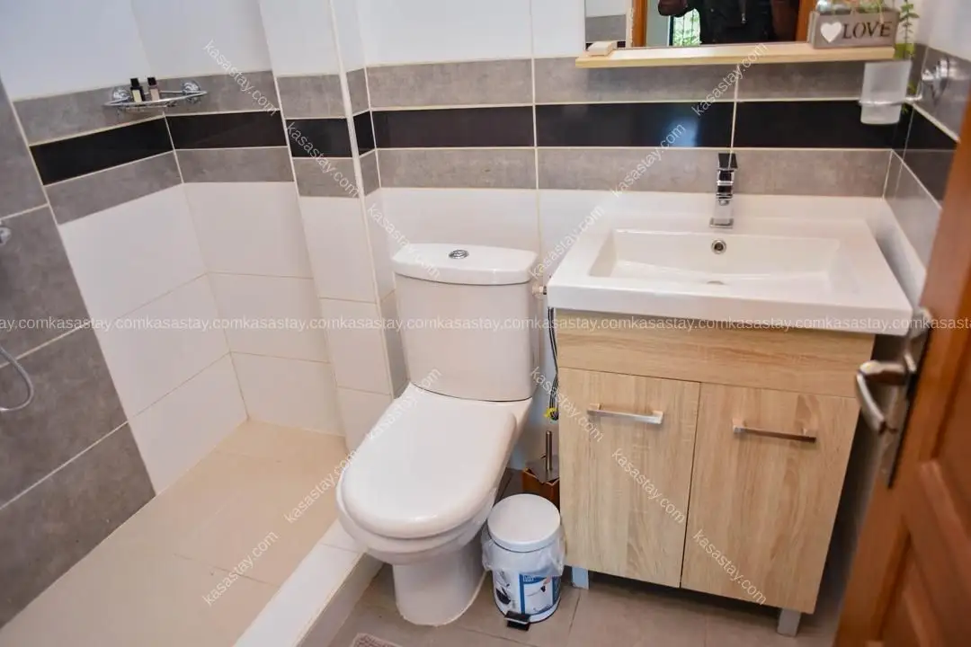Appartement meublé de 2 chambres à Mpangou 4