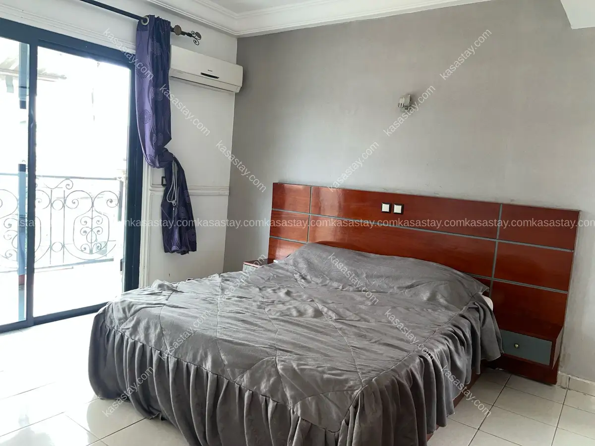 Appartement meublé 204 par résidence LAUNAPARK (kotto mrs ) 4