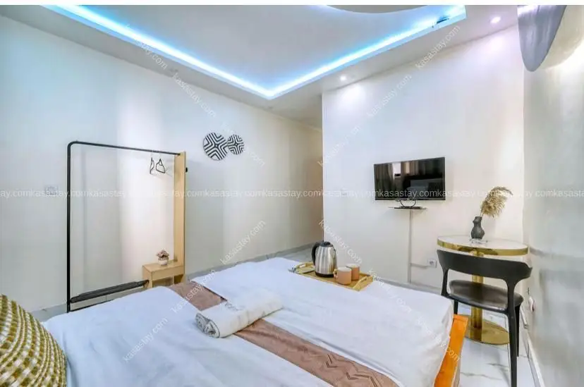 chambre simple (105) à Douala Bonapriso/ 8mins de l'aéroport 4