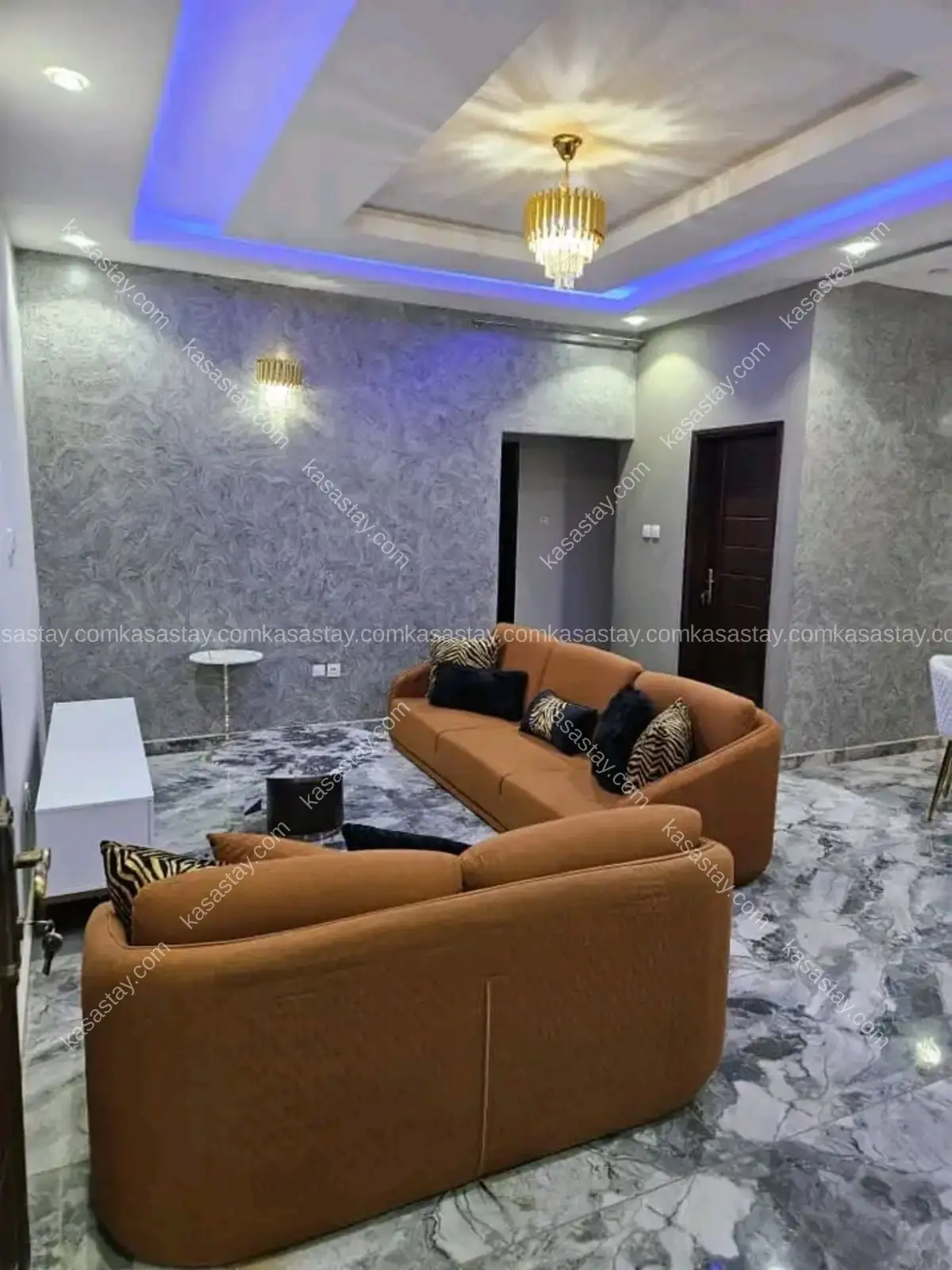 studio meublé 1 by résidence serabell appart ( Gabon bar entré école publique)
