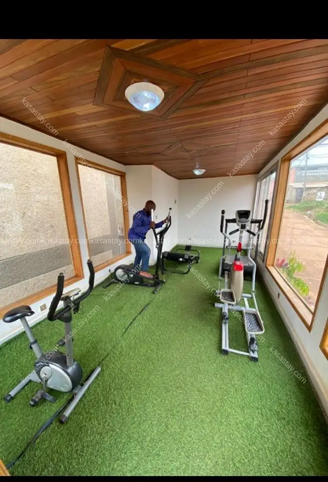 Espace événementiel avec piscine à Damas entrée kameni 3