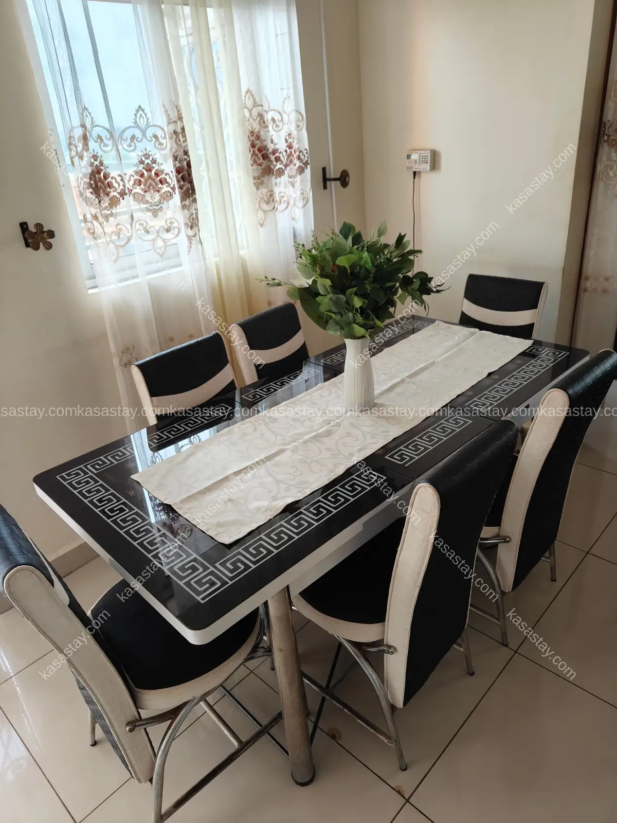 Appartement meublé 2 chambres le Mimaro situé à Mbalgong 4