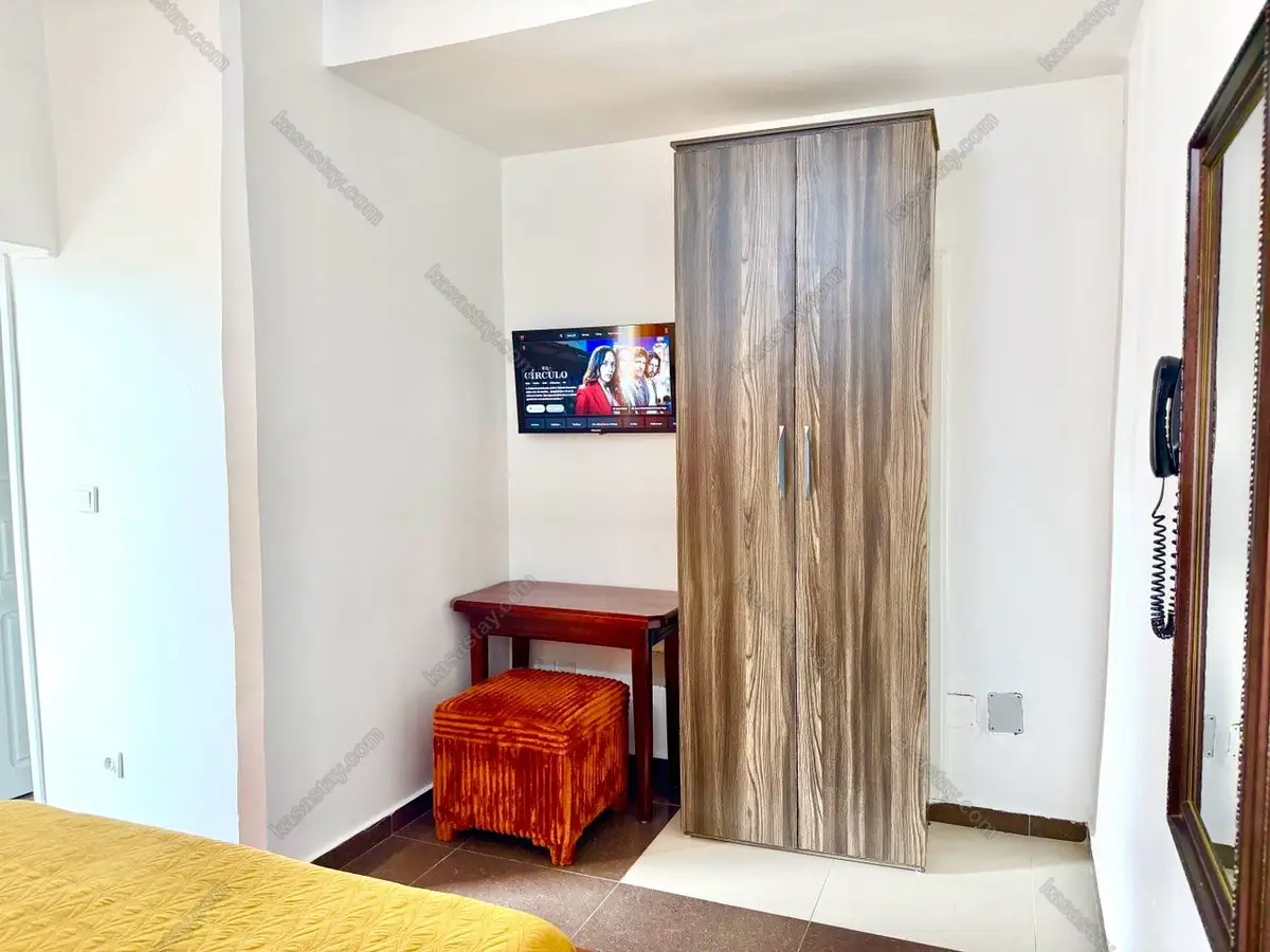 Room in Logpom, Douala, 1 bedroom 2