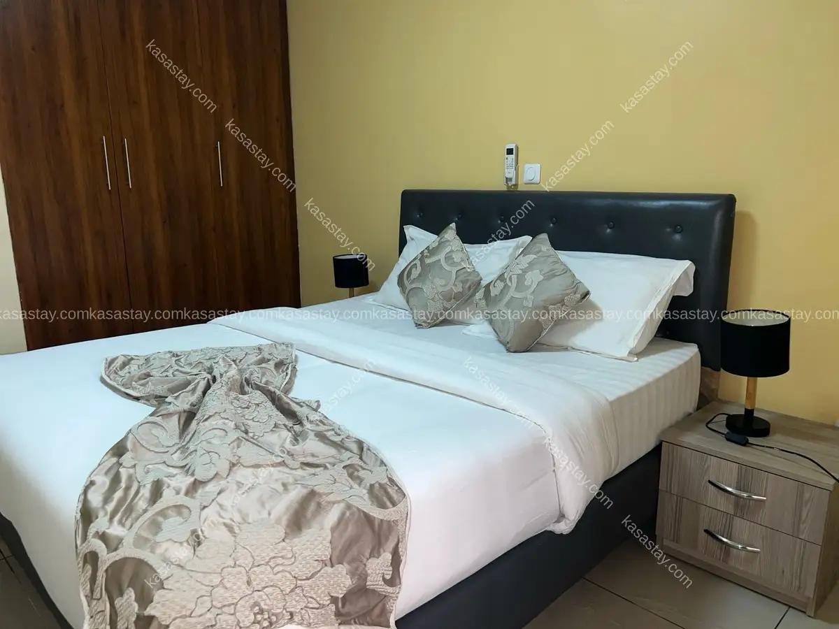 Apartment in Bonapriso, Douala, 2 bedrooms 4