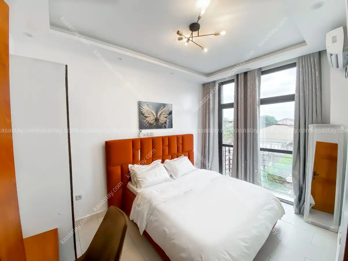 Apartment in Bonamoussadi kotto, 2 bedrooms 5