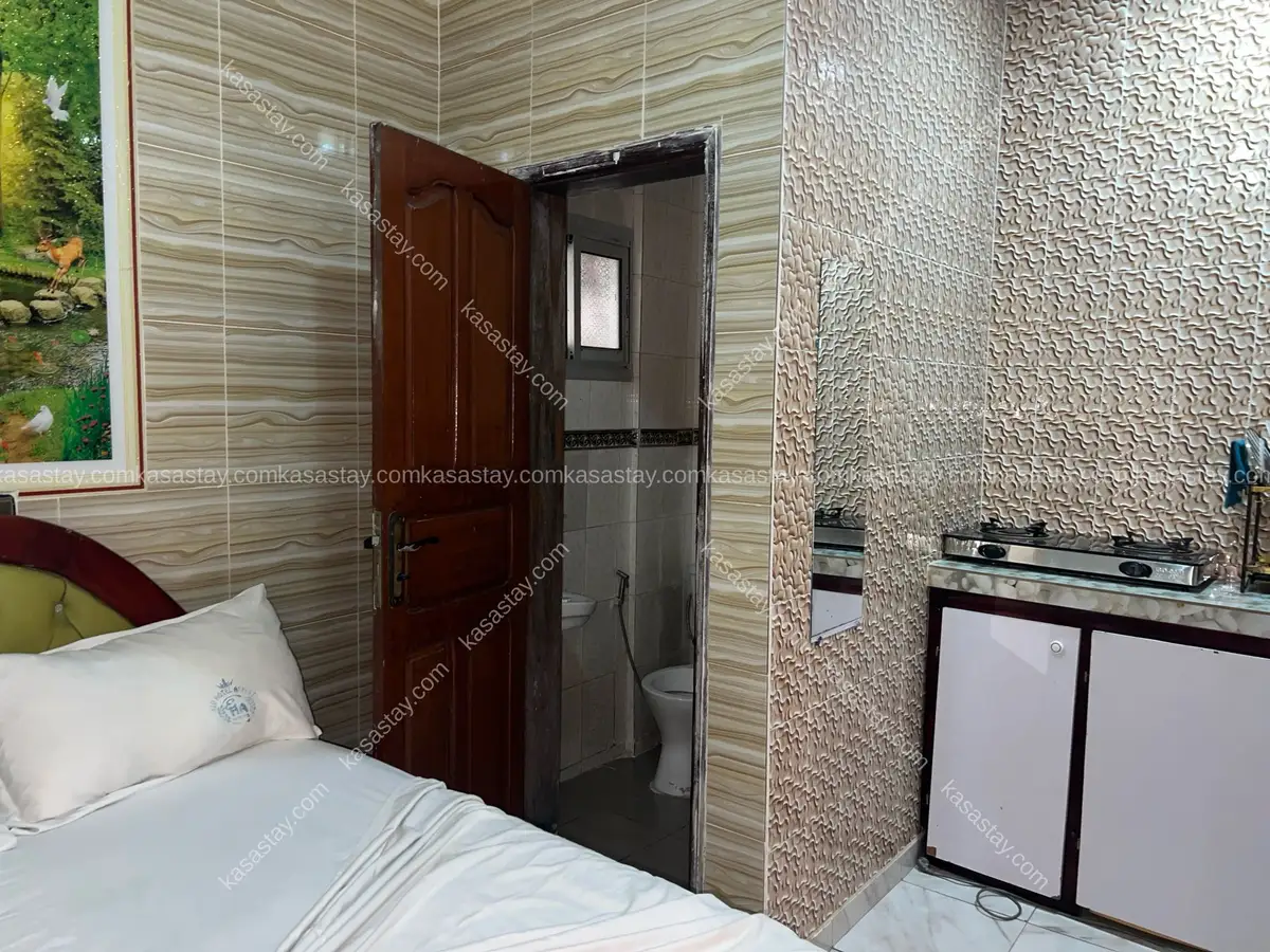 Chambre meublée 104 2