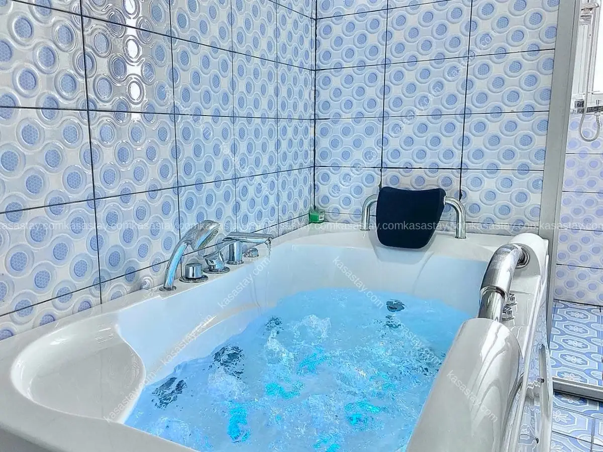 Suite avec Jacuzzi by RESIDENCE LA MARINA (Bonamoussadi face opiom gold) 5