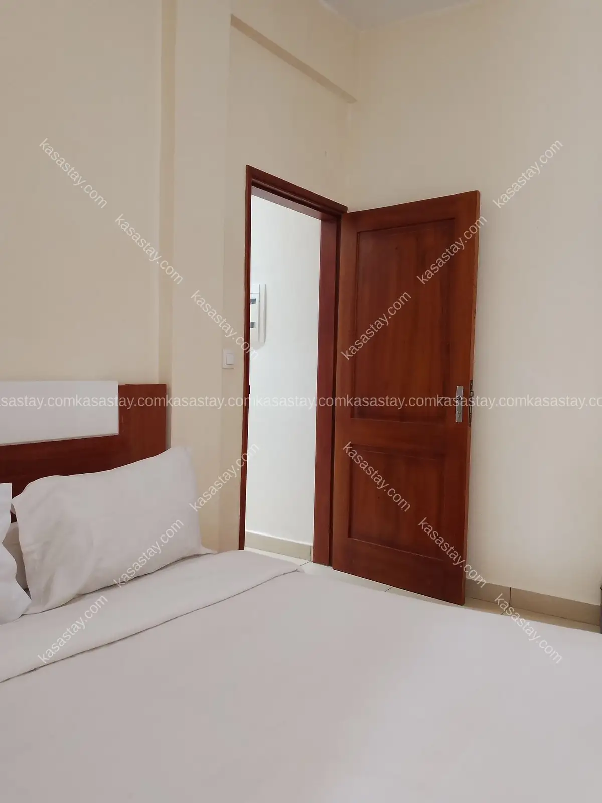 Studio in Route de Ngousso, 1 bedroom 4