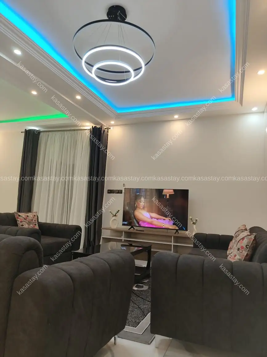 Appartement Meublé 2 Chambres avec piscine 55000 à Odza borne 10 5