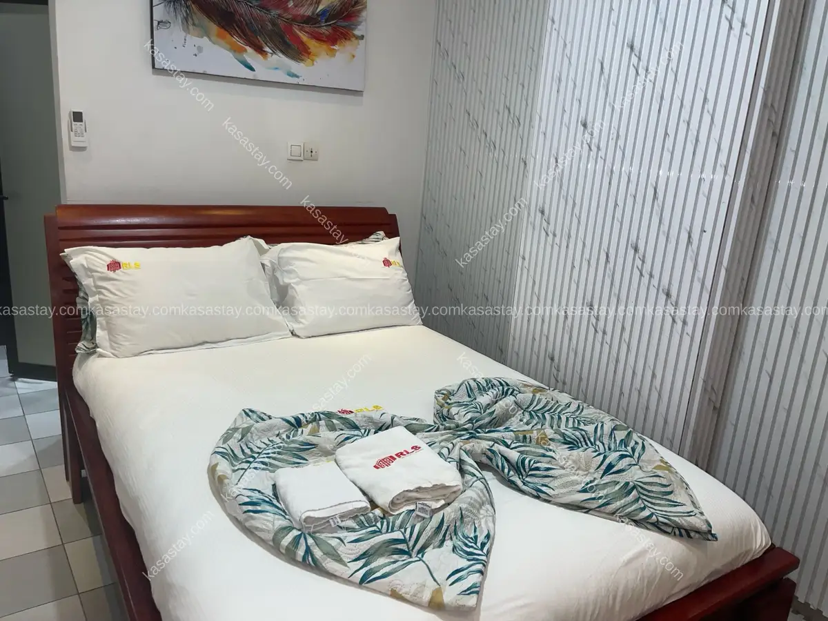 Chambre meublée