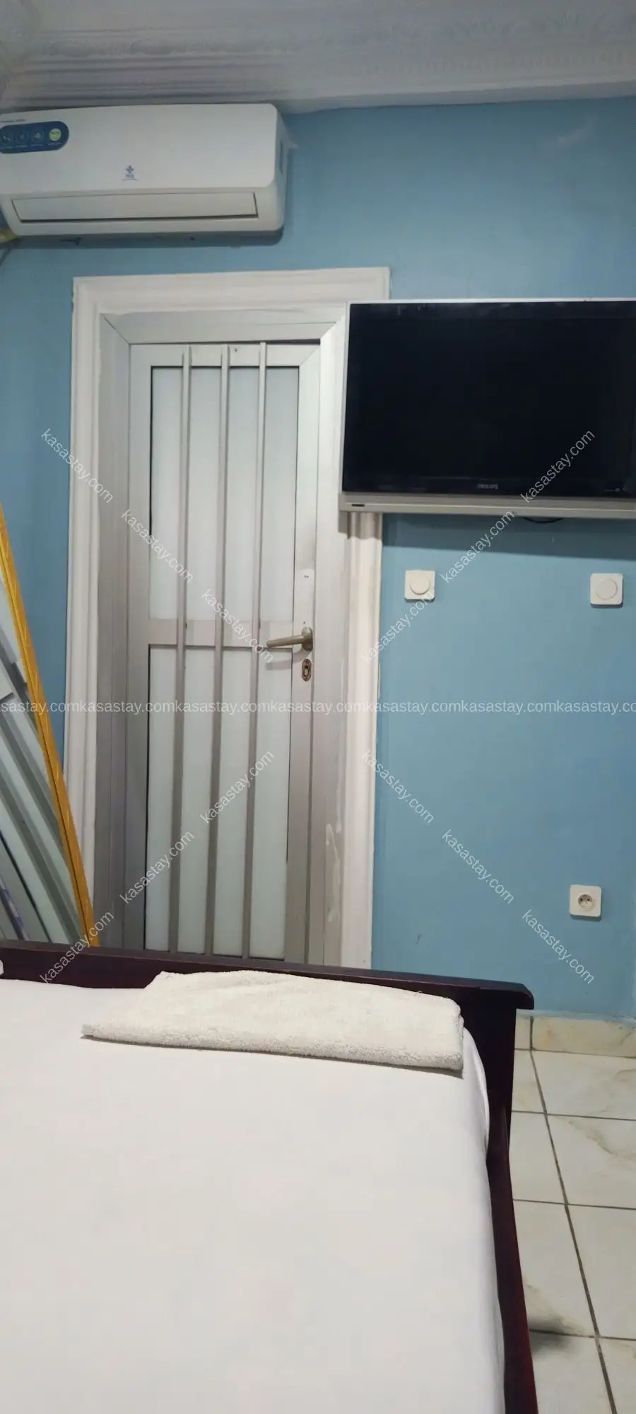 chambre meublée 307 par résidence Alexandra (bonamoussadi carrefour maçon) 3