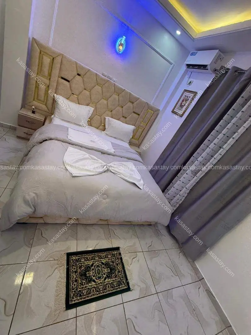 Studio à Nickel Oil Logbessou, 1 chambre 5